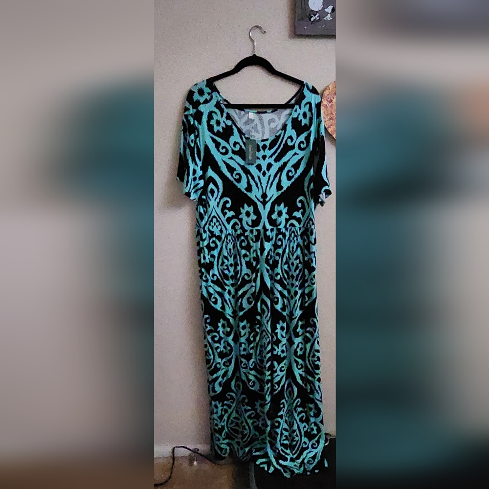 Casual Black and Green Maxi Dress